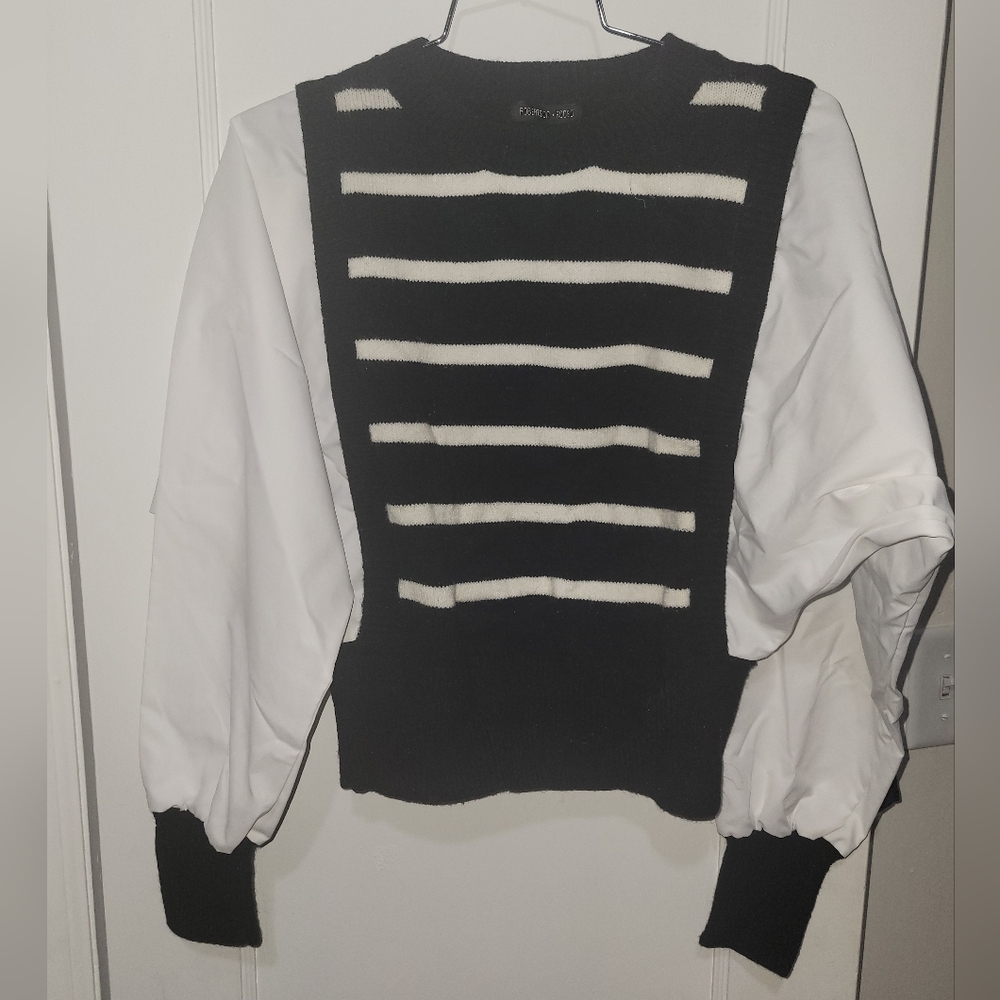 Robertson + Rodeo Black and White Knit Sweater Vest With Shirt Sleeves SZ S/M